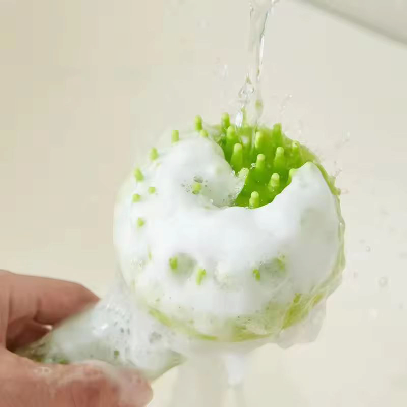 Pet silicone bath brush ๐