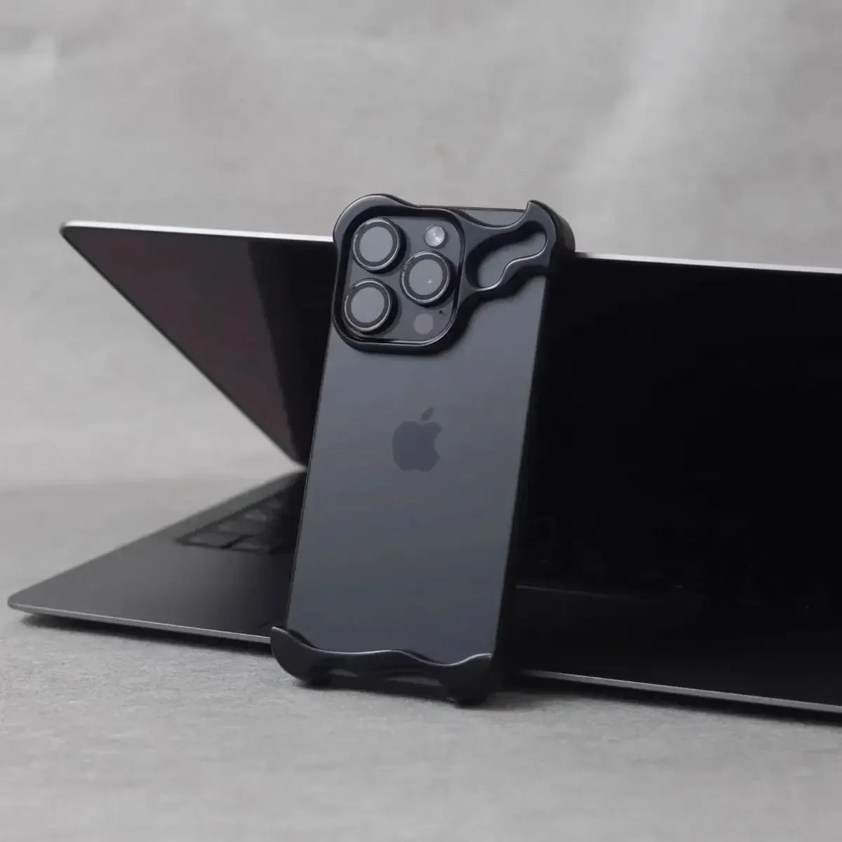 Black Color Aluminum Bumper iPhone Case With Camera Lens Guard