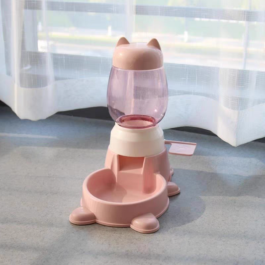 Cat self feeding toy