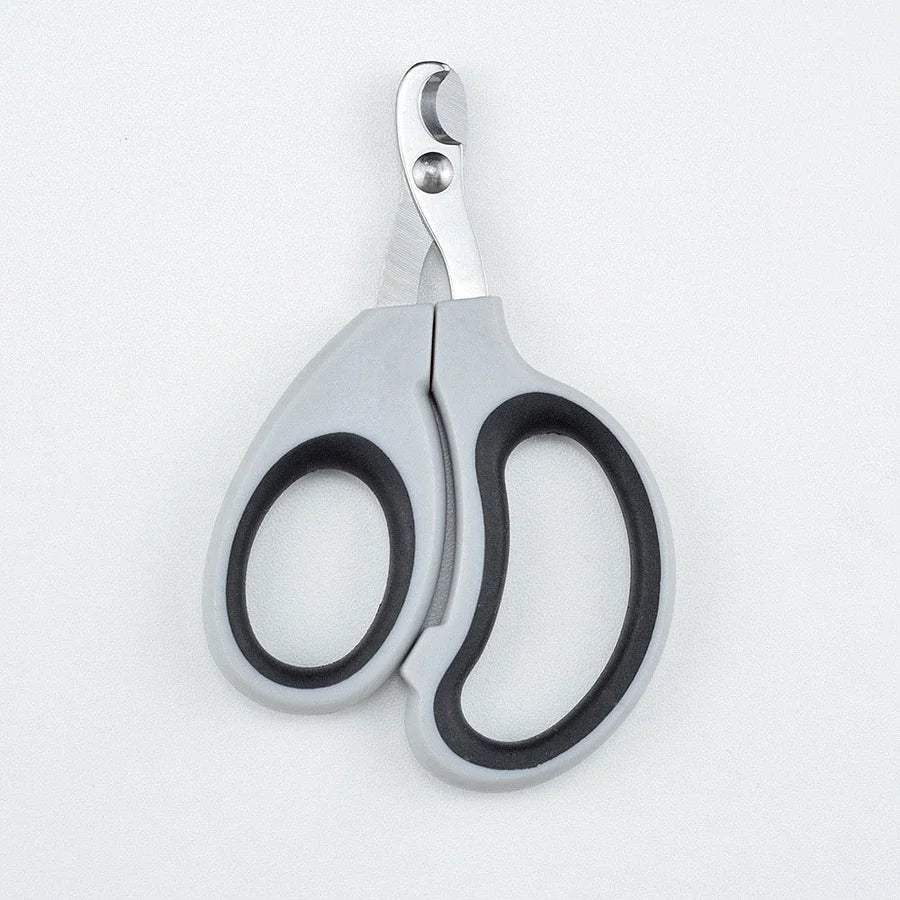 Easy nail clipper