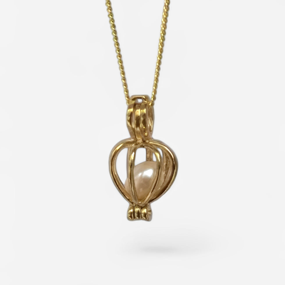 Pearl necklace