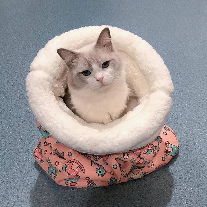 Cat sleeping bag