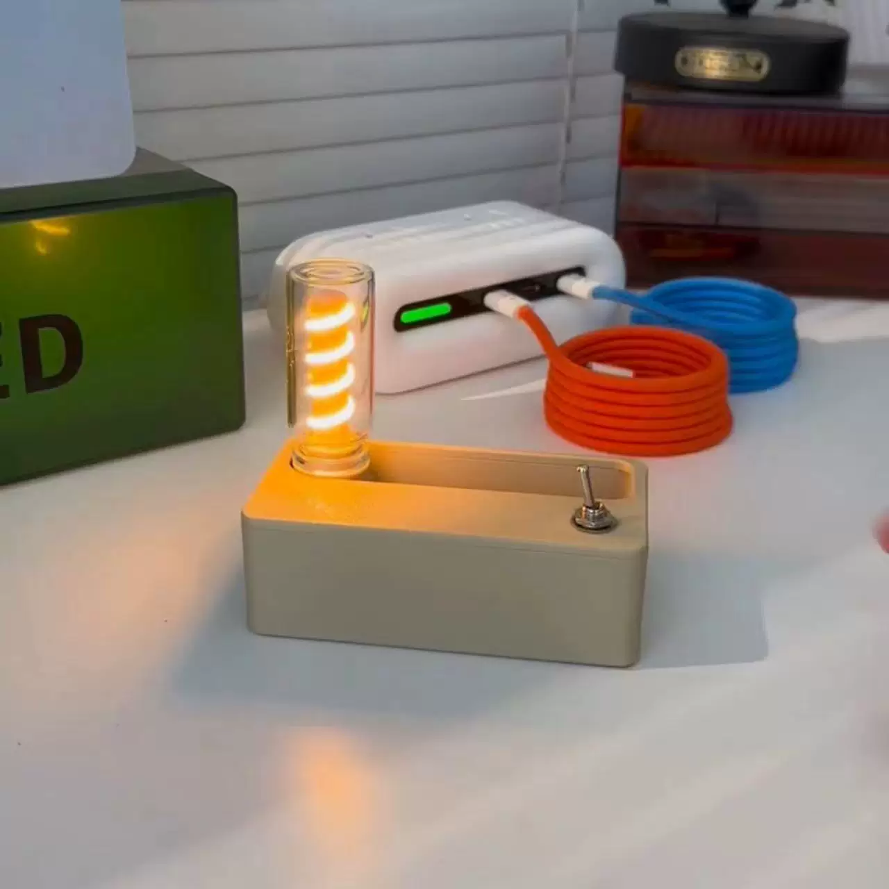 3D printed Mechanical small pop-up light