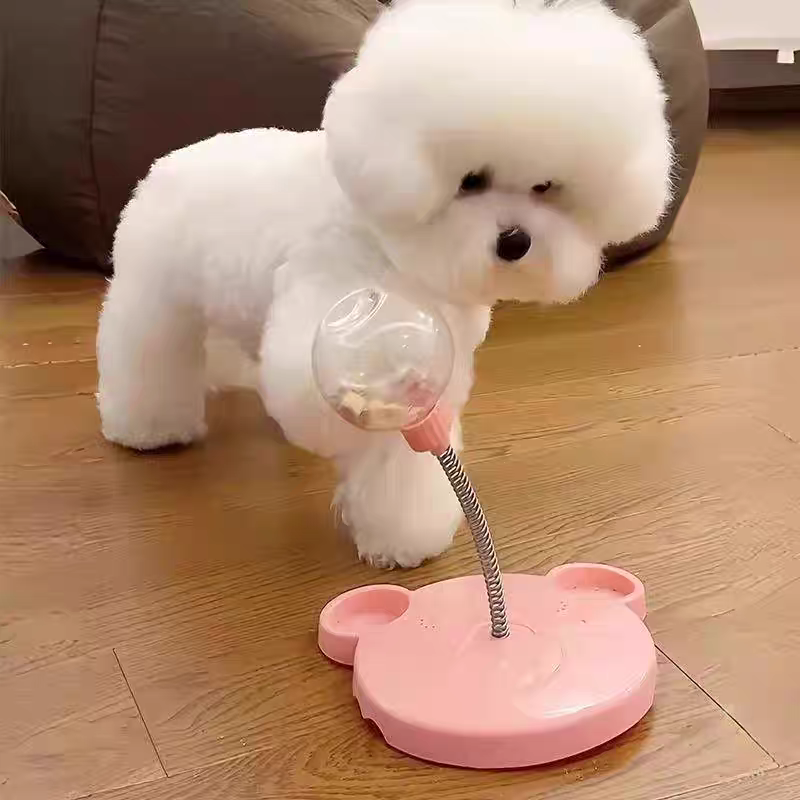 Snack chase toy