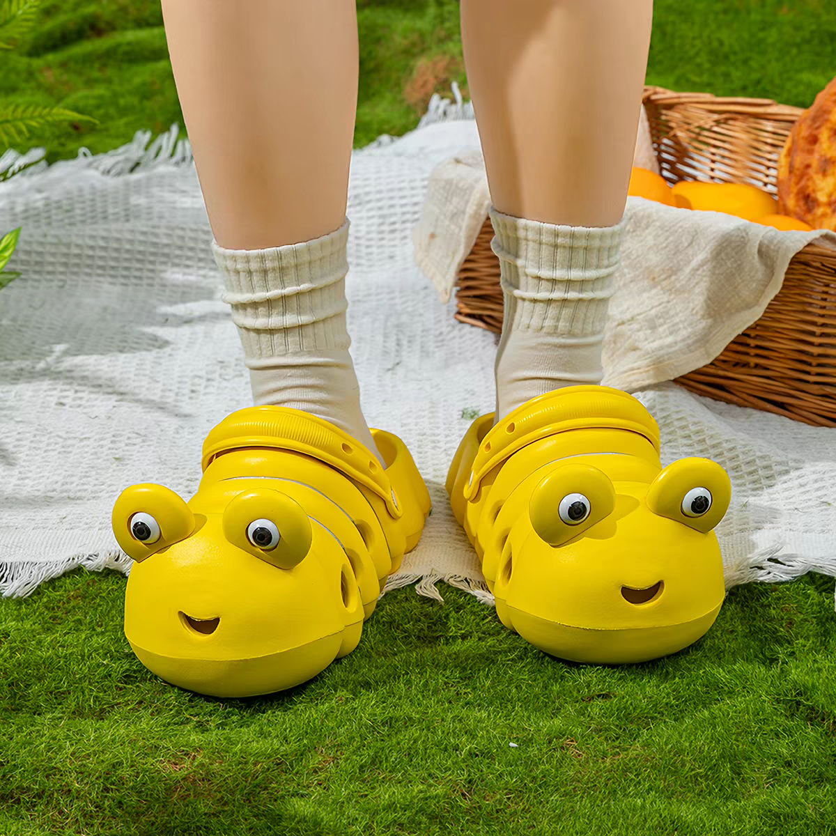 Caterpillar Cotton Slippers