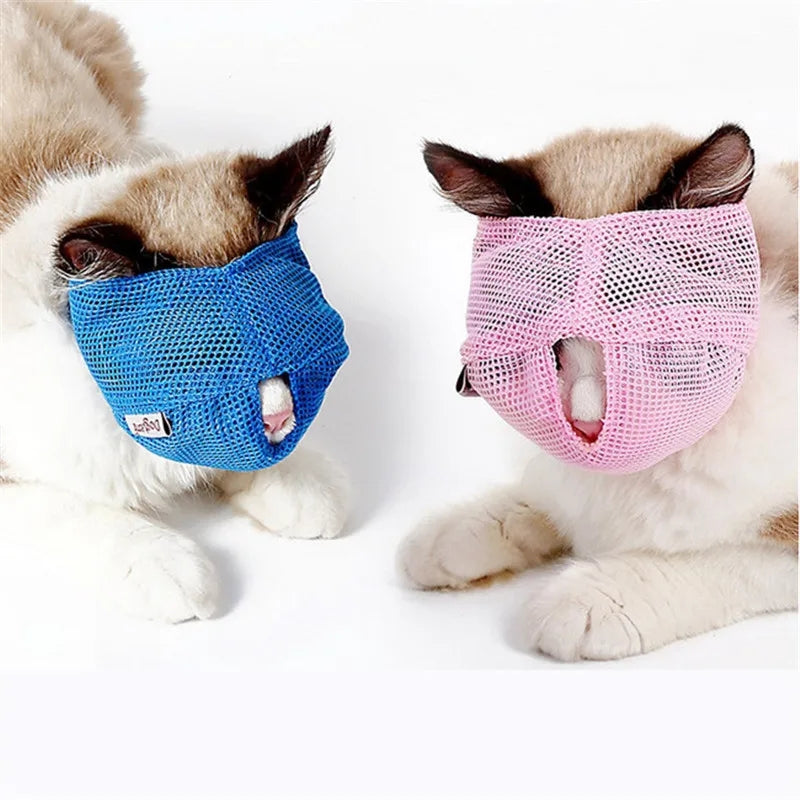 Cat face mask for grooming