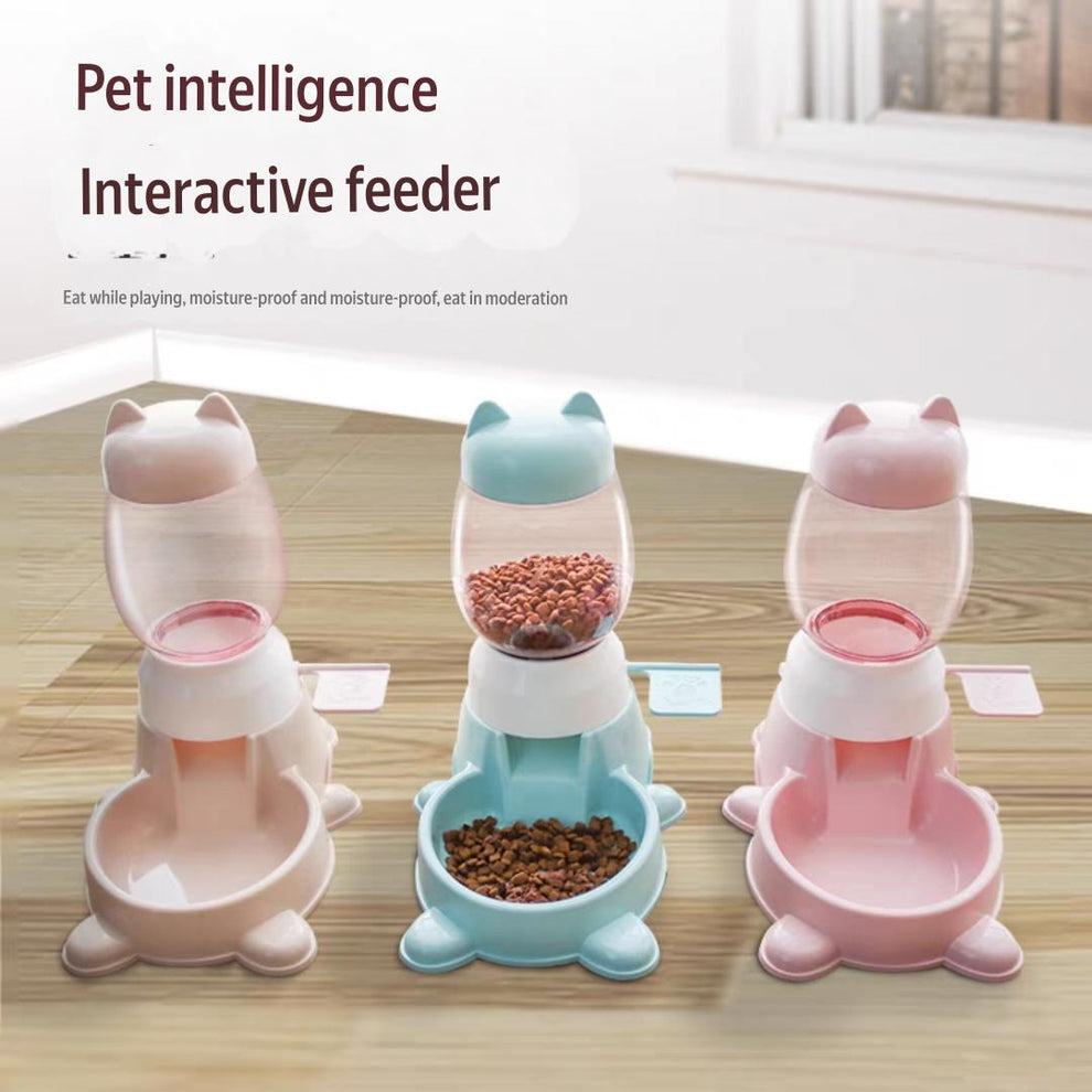 Cat self feeding toy