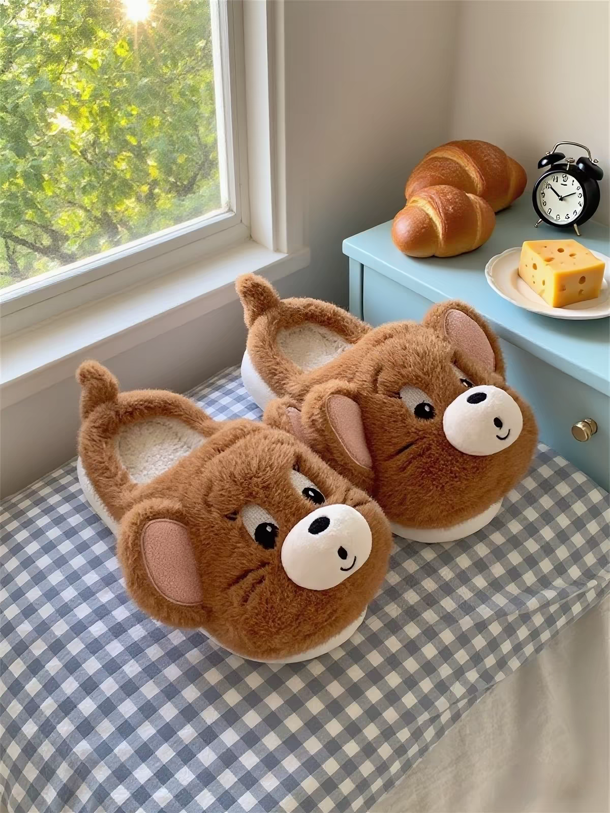 Men & Women Fuzzy Cartoon Slippers – Warm Non-Slip Cotton